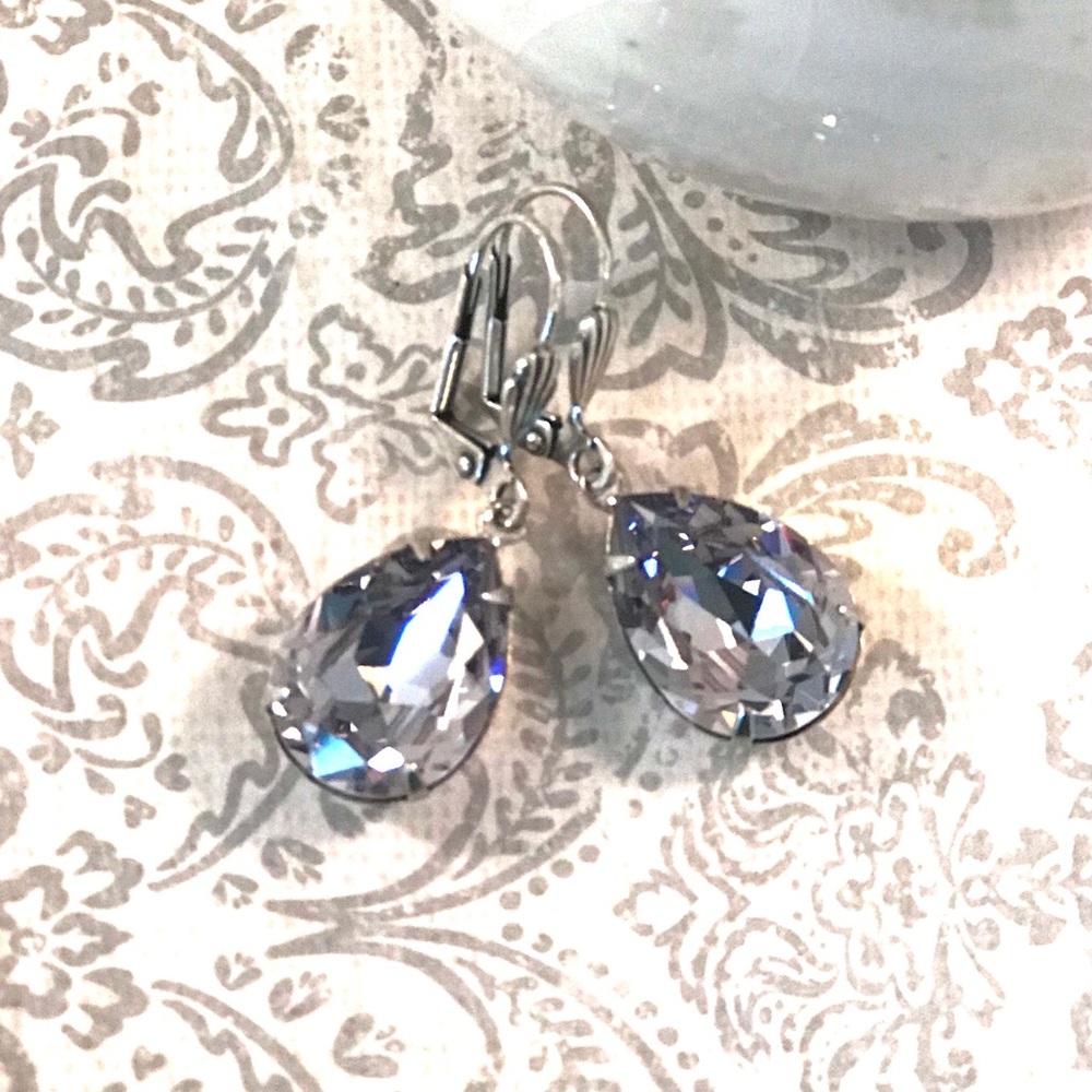 Vintage lavender and silver earrings. Purple